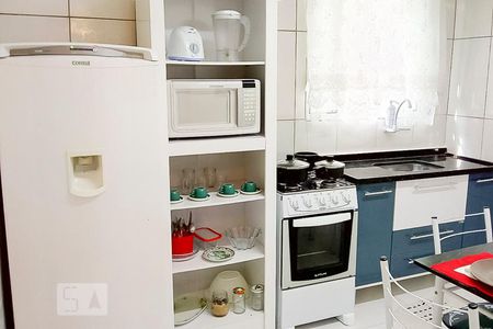 Cozinha de casa para alugar com 1 quarto, 40m² em Vila Regente Feijó, São Paulo