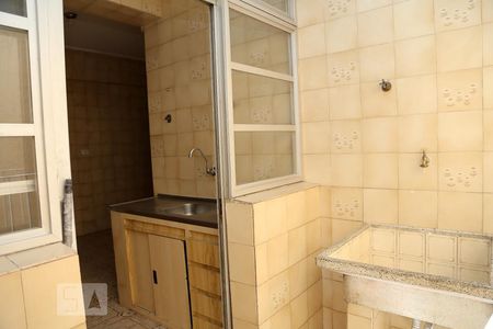 Apartamento para alugar com 80m², 2 quartos e 1 vagaÁrea de Serviço