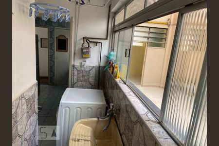 Apartamento à venda com 89m², 2 quartos e sem vaga Apartamento à venda com 89m², 2 quartos e sem vagaArea Serviço