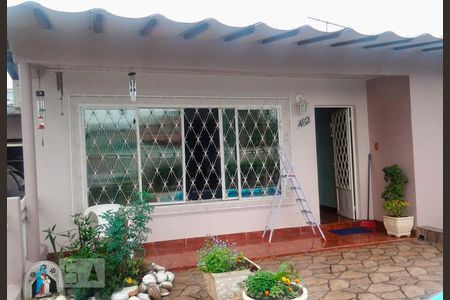 Fachada de casa à venda com 3 quartos, 380m² em Santo Afonso, Novo Hamburgo