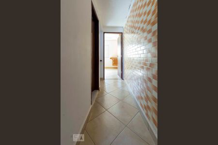 Casa à venda com 220m², 2 quartos e 1 vagaCorredor