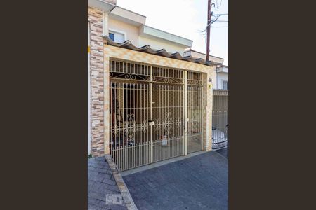 Casa à venda com 220m², 2 quartos e 1 vagaFachada