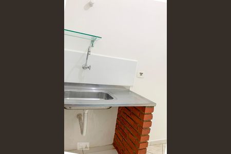 Cozinha de kitnet/studio para alugar com 1 quarto, 30m² em Saúde, São Paulo