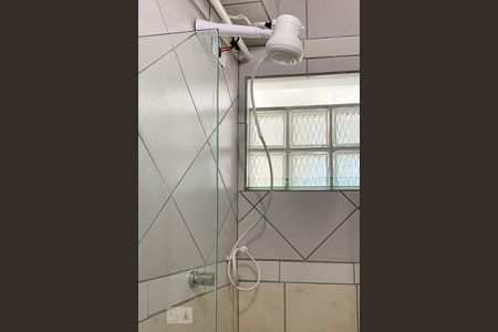 Studio para alugar com 30m², 1 quarto e sem vaga Studio para alugar com 30m², 1 quarto e sem vagaBanheiro