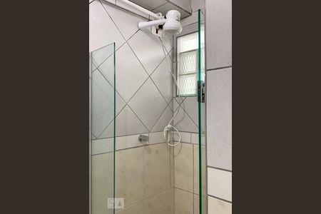 Studio para alugar com 30m², 1 quarto e sem vaga Studio para alugar com 30m², 1 quarto e sem vagaBanheiro