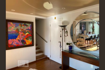 Apartamento à venda com 135m², 2 quartos e 2 vagasSala