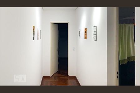 Corredor de apartamento à venda com 1 quarto, 56m² em República, São Paulo