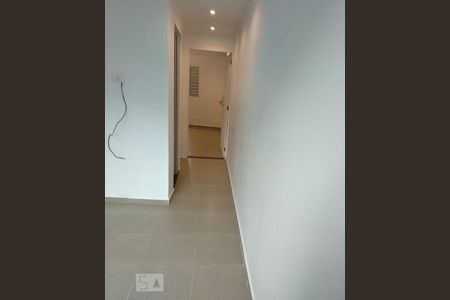 Corredor do piso superior de casa à venda com 2 quartos, 82m² em Vila Santa Catarina, São Paulo