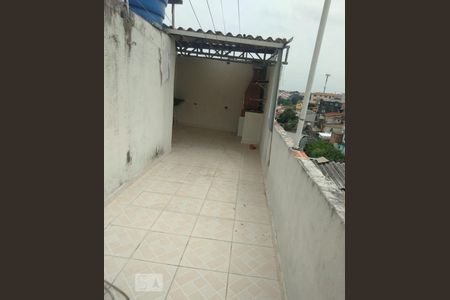 Casa à venda com 82m², 2 quartos e sem vagaQuintal