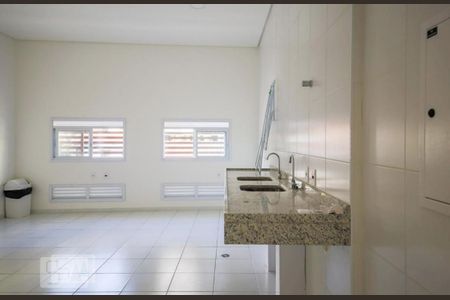 Studio para alugar com 30m², 1 quarto e 1 vaga Studio para alugar com 30m², 1 quarto e 1 vagaLavanderia