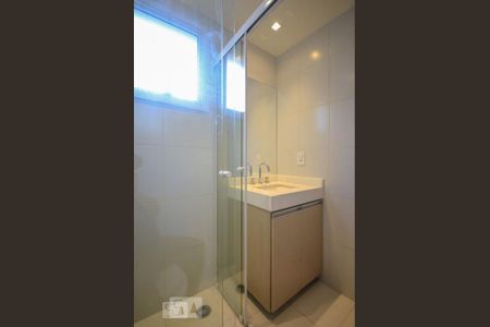 Studio para alugar com 30m², 1 quarto e 1 vaga Studio para alugar com 30m², 1 quarto e 1 vagaBanheiro