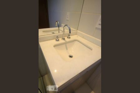 Studio para alugar com 30m², 1 quarto e 1 vaga Studio para alugar com 30m², 1 quarto e 1 vagaBanheiro