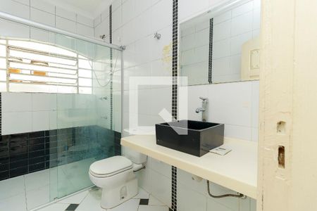 Banheiro de kitnet/studio para alugar com 1 quarto, 24m² em Santo Amaro, São Paulo