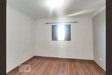 Quarto 1  de casa para alugar com 2 quartos, 113m² em Interlagos, São Paulo
