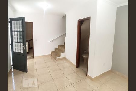 Sala de casa para alugar com 2 quartos, 113m² em Interlagos, São Paulo