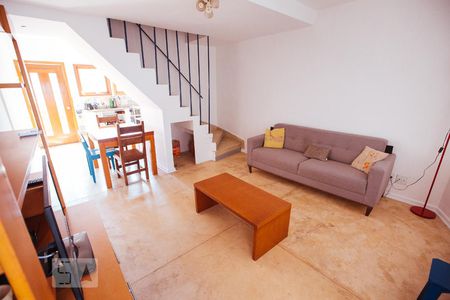 Sala de casa à venda com 2 quartos, 100m² em Vila Madalena, São Paulo