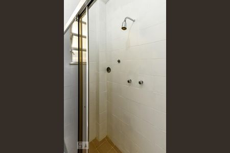 Apartamento à venda com 70m², 2 quartos e sem vagaBanheiro