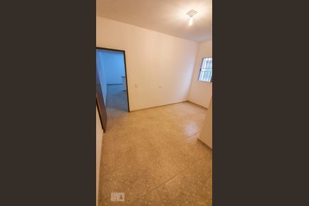 Quarto de casa para alugar com 1 quarto, 45m² em Vila Caraguatá, São Paulo