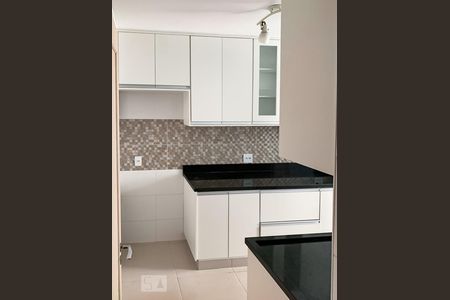 Apartamento à venda com 61m², 2 quartos e 2 vagasCozinha