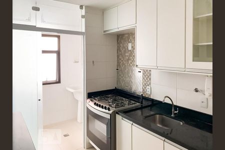Apartamento à venda com 61m², 2 quartos e 2 vagasCozinha