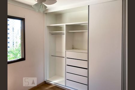 Apartamento à venda com 61m², 2 quartos e 2 vagasSuíte