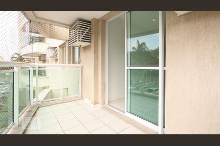 Varanda de apartamento para alugar com 2 quartos, 65m² em Camorim, Rio de Janeiro