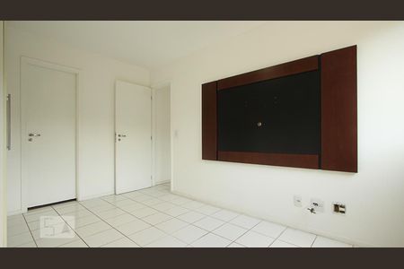 Apartamento para alugar com 65m², 2 quartos e 1 vagaSuíte