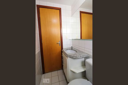 Apartamento para alugar com 85m², 3 quartos e 1 vaga Apartamento para alugar com 85m², 3 quartos e 1 vagaBanheiro da Suíte