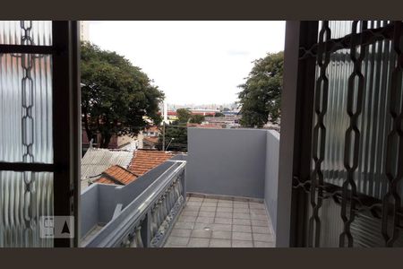 Corredor de casa para alugar com 2 quartos, 137m² em Carandiru, São Paulo