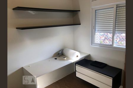 Quarto de apartamento para alugar com 2 quartos, 57m² em Parque Reboucas, São Paulo