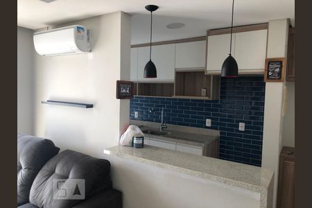 Sala de apartamento para alugar com 2 quartos, 57m² em Parque Reboucas, São Paulo
