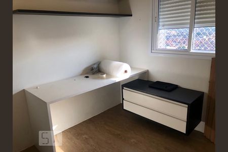Quarto de apartamento para alugar com 2 quartos, 57m² em Parque Reboucas, São Paulo