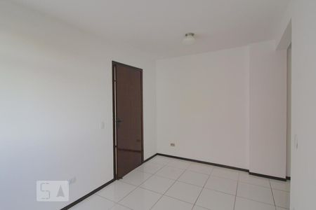 Quarto 1 de apartamento para alugar com 1 quarto, 35m² em Portão, Curitiba