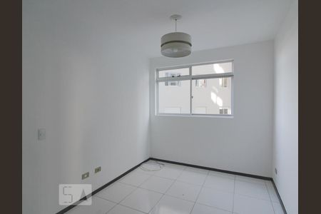 Sala de apartamento para alugar com 1 quarto, 35m² em Portão, Curitiba
