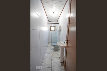 Banheiro de casa à venda com 2 quartos, 55m² em Campestre, São Leopoldo