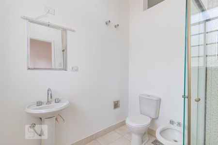 Casa para alugar com 190m², 3 quartos e 2 vagas Casa para alugar com 190m², 3 quartos e 2 vagasBanheiro da Suíte