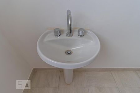 Casa para alugar com 190m², 3 quartos e 2 vagas Casa para alugar com 190m², 3 quartos e 2 vagasBanheiro da Suíte