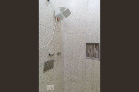 Casa para alugar com 190m², 3 quartos e 2 vagas Casa para alugar com 190m², 3 quartos e 2 vagasBanheiro Corredor