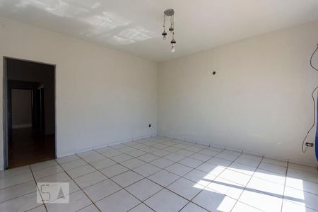 Sala de casa à venda com 2 quartos, 145m² em Vila Santana, Campinas