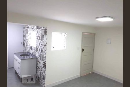 Quarto  de casa para alugar com 1 quarto, 28m² em Vila Guarani (z Sul), São Paulo