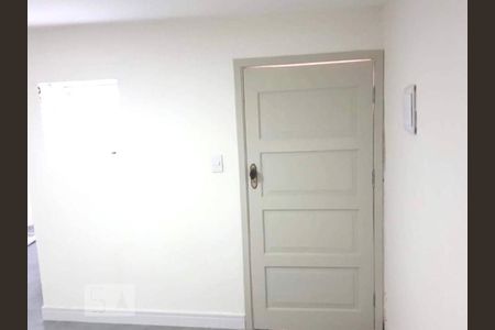 Quarto  de casa para alugar com 1 quarto, 28m² em Vila Guarani (z Sul), São Paulo