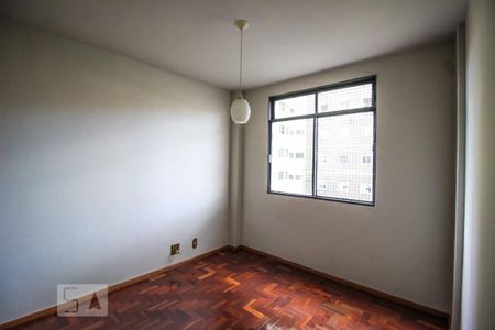 Apartamento para alugar com 70m², 3 quartos e sem vaga Apartamento para alugar com 70m², 3 quartos e sem vagaQuarto 1
