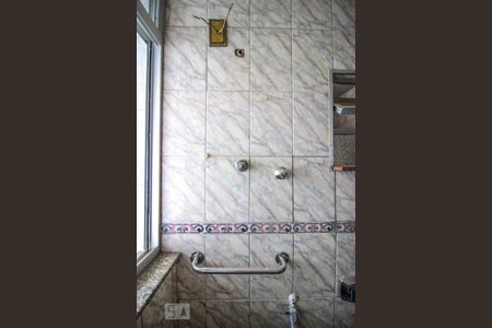 Apartamento para alugar com 70m², 3 quartos e sem vaga Apartamento para alugar com 70m², 3 quartos e sem vagaBanheiro Suíte