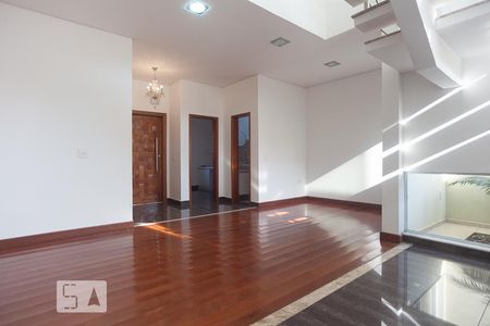 Sala de casa de condomínio à venda com 4 quartos, 265m² em Swiss Park, Campinas