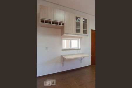 Casa de condomínio à venda com 265m², 4 quartos e 2 vagas Casa de condomínio à venda com 265m², 4 quartos e 2 vagasCozinha