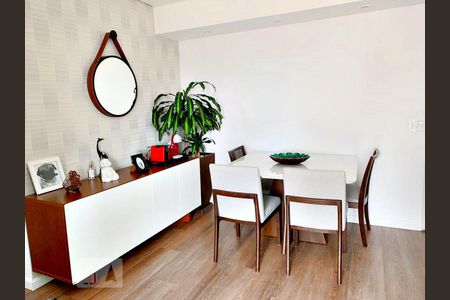 Apartamento para alugar com 65m², 2 quartos e 1 vagaSala de Jantar