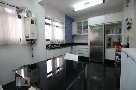 Apartamento à venda com 93m², 3 quartos e 2 vagas Apartamento à venda com 93m², 3 quartos e 2 vagasCopa/Cozinha