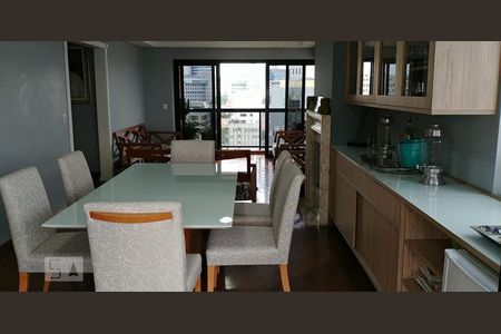 Sala de apartamento para alugar com 4 quartos, 191m² em Pinheiros, São Paulo