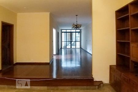 Sala de casa à venda com 3 quartos, 240m² em Vila Clementino, São Paulo