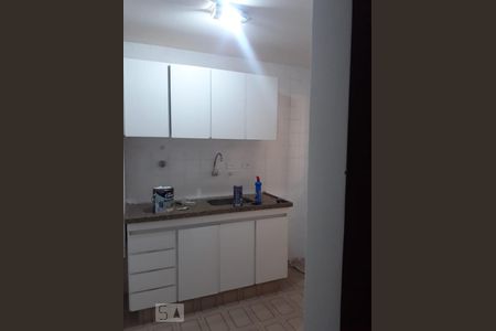 Cozinha de apartamento para alugar com 2 quartos, 70m² em Chácara Inglesa, São Paulo